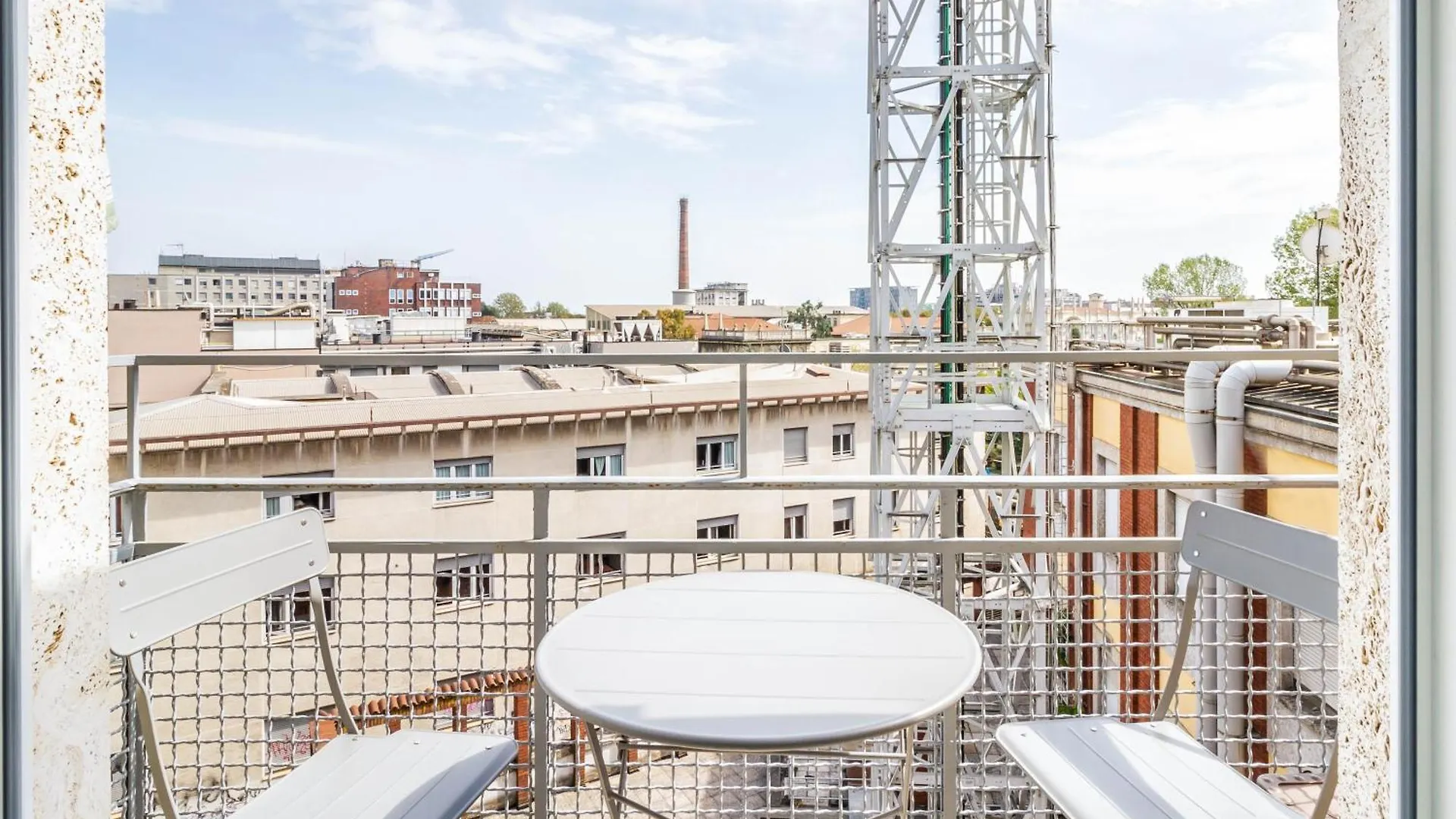 Domusmi Spinoza-5 Apartment Milan