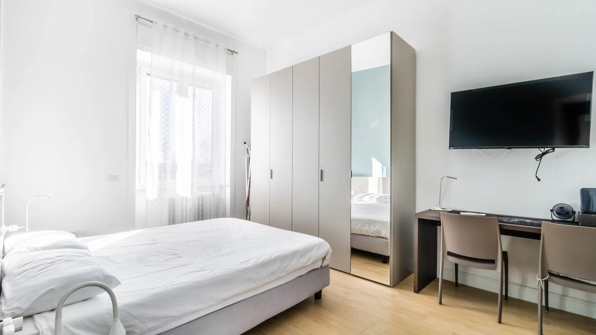 Domusmi Spinoza-5 Lägenhet Milano