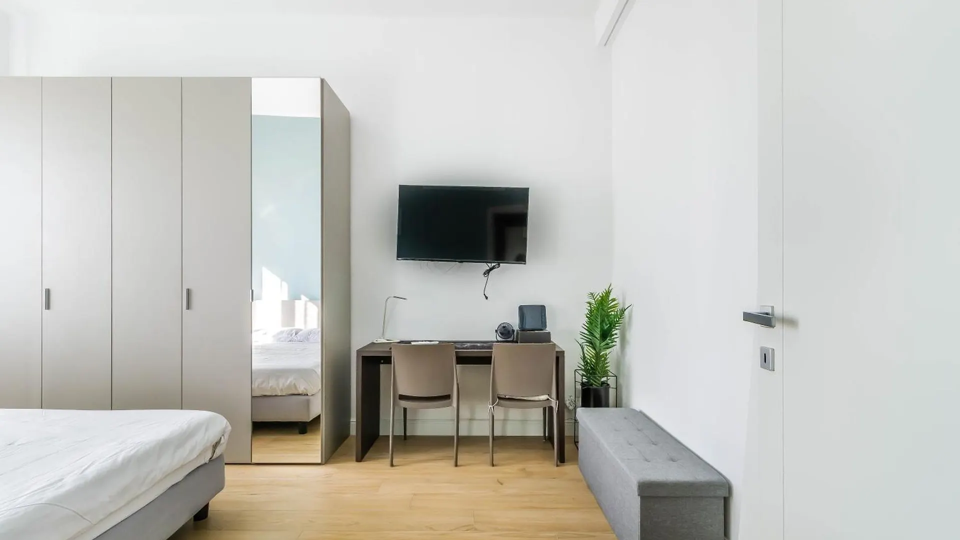 Appartamento Domusmi Spinoza-5 Milano