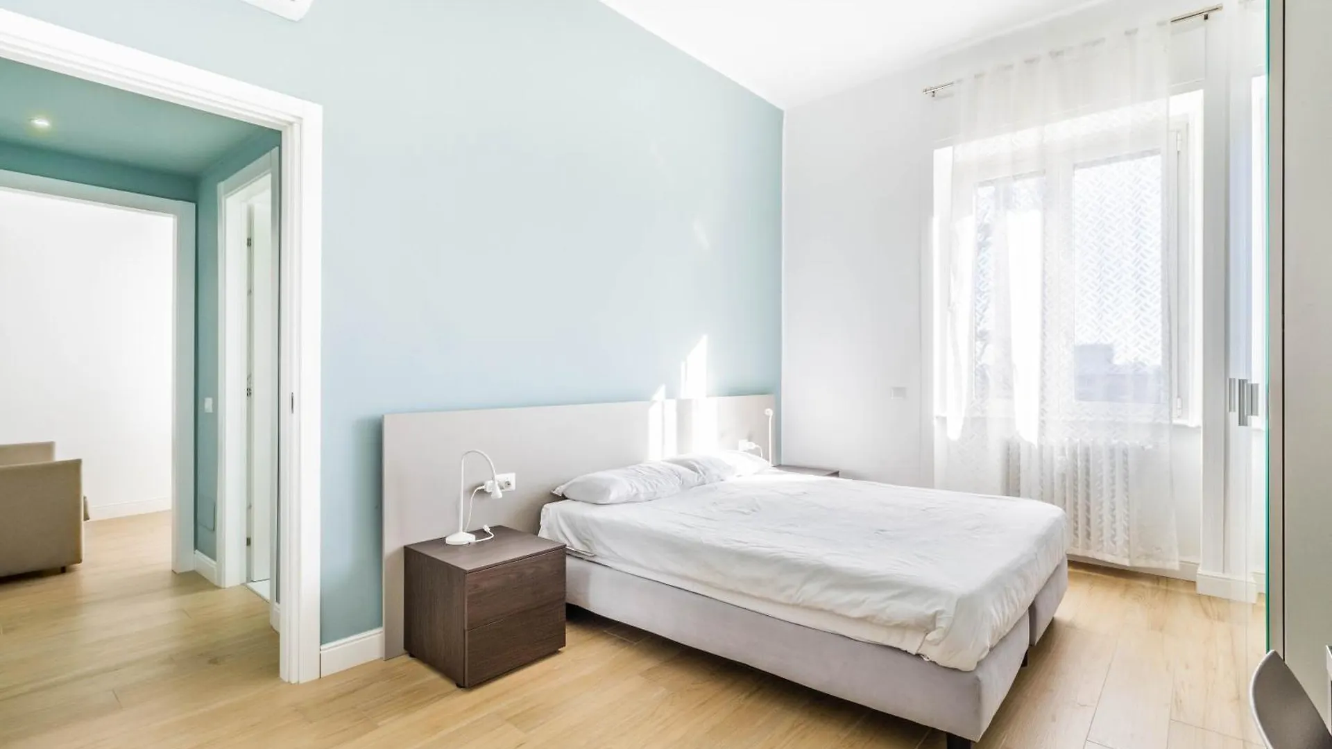 Appartamento Domusmi Spinoza-5 Milano Italia